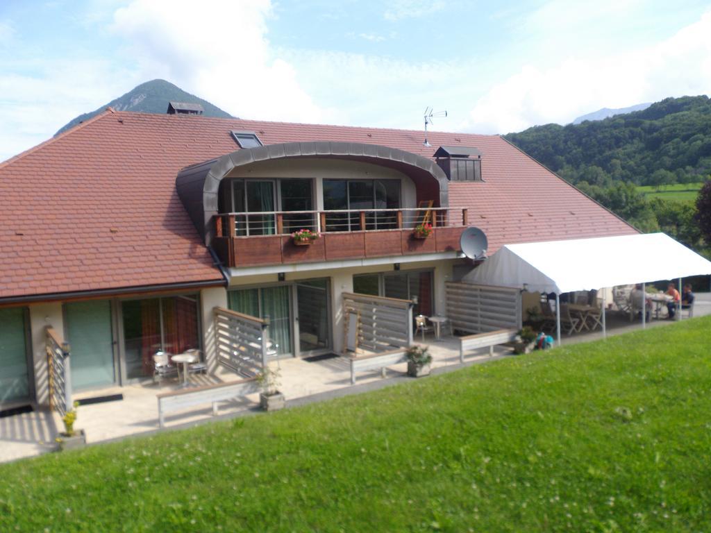 Hotel Golf Et Montagne Talloires Exterior foto